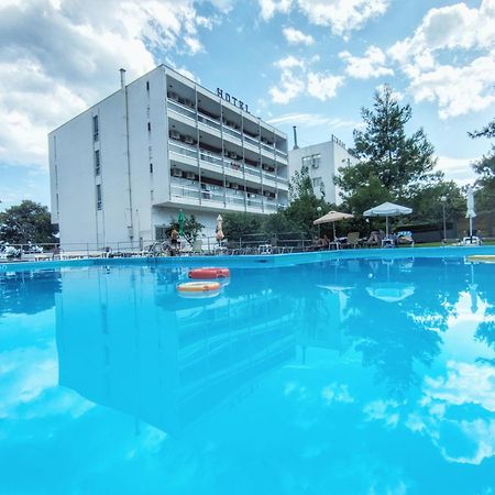Siagas Beach Hotel Agii Theodori Exterior foto