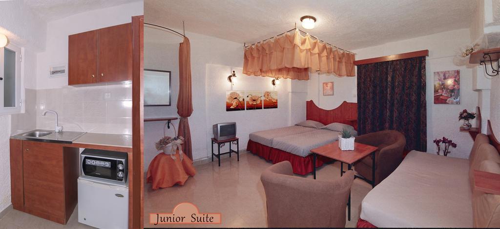 Siagas Beach Hotel Agii Theodori Cameră foto